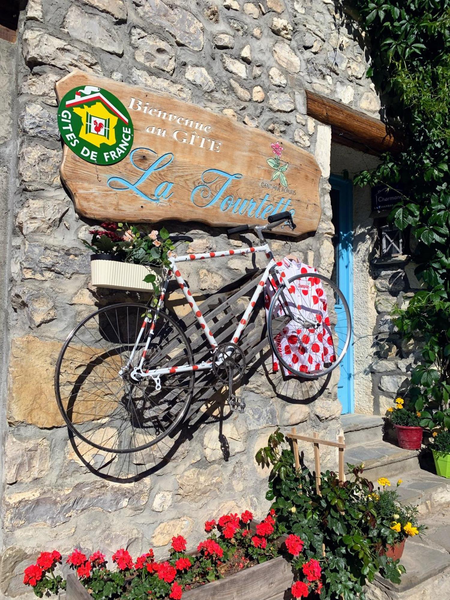 La Tourtette Bed & Breakfast Le Devoluy Exterior photo